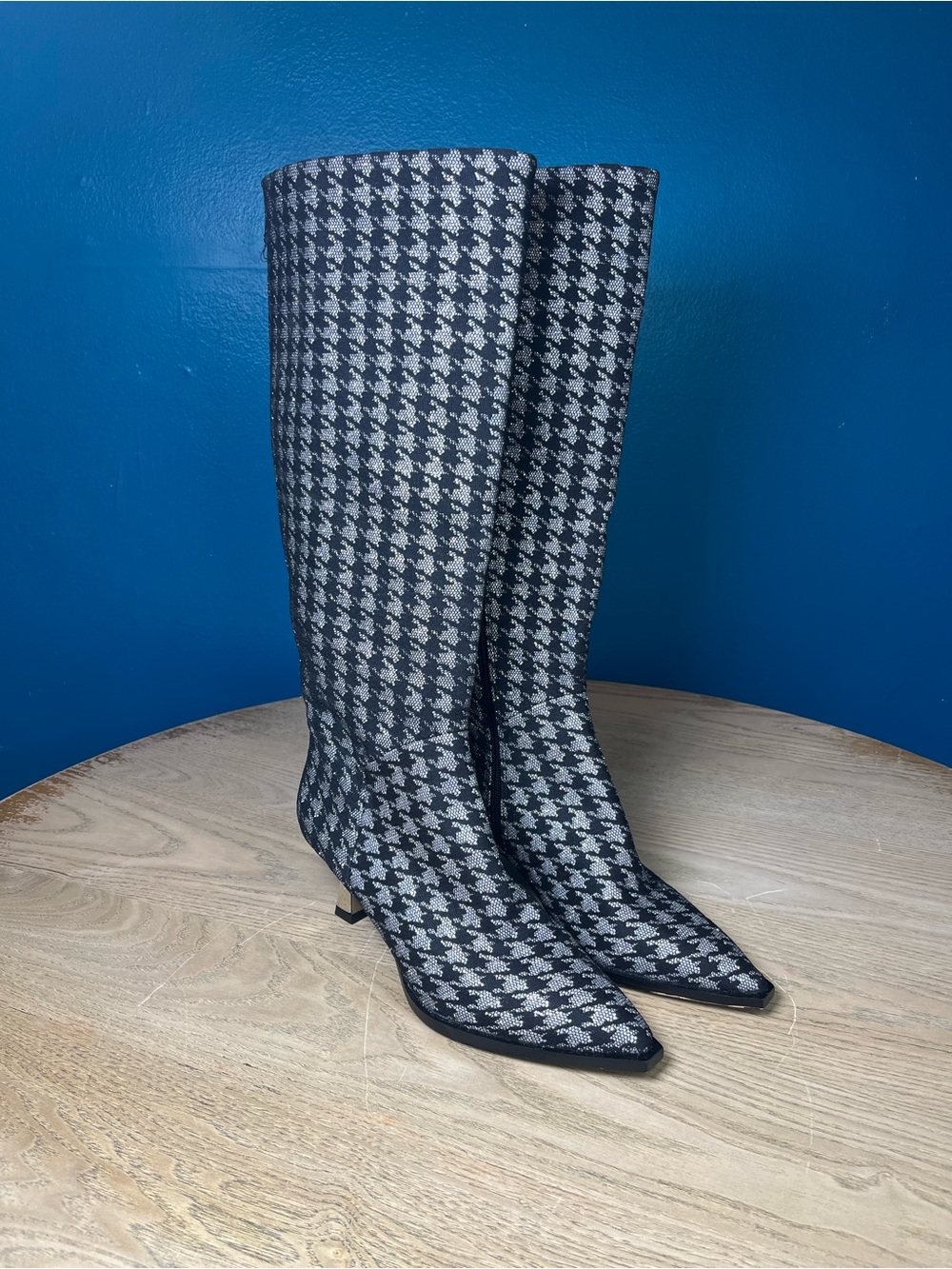 Betsey Johnson Pamella Houndstooth Knee High Pointed Toe Boots Womens Size 7